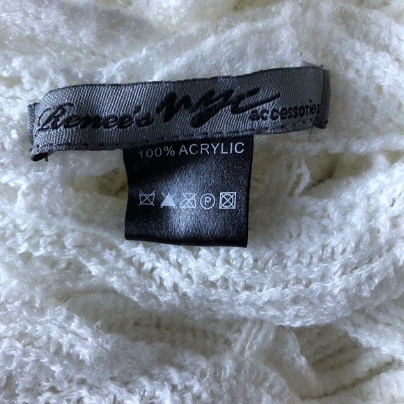 Beautiful Cream Colored Infinity Scarf - Picture 3 of 3